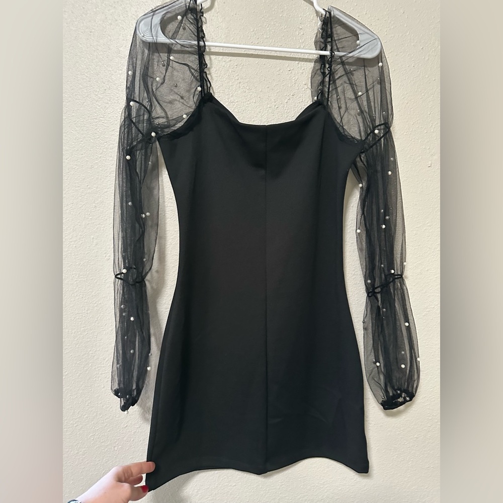 Allison & Kelly Black Top